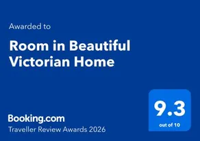 Room in Beautiful Victorian Home - Image 4