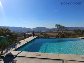 Sky Lodge - Image 3