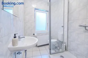 Innenstadtnahe Wohnung 4 Min zu Fuß ins Zentrum - Image 4
