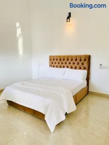 Grand Para - Image 1