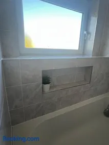 Modern, spacious and comfortable 2 bed apartment in Southampton - Image 4