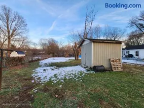 Dog-Friendly Home w Fenced Yard nr Berea College - Image 3