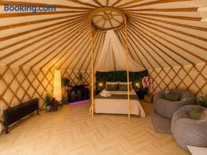 The Yurt Den - Image 2