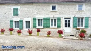 Gîte Le Carrouge mit privater Terrasse, Garten, WLAN und Whirlpool - Image 2