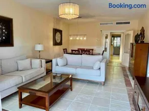 3 BR in a gorgeous complex - Image 5
