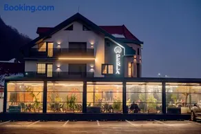 Pensiune Restaurant PERLA - Image 3