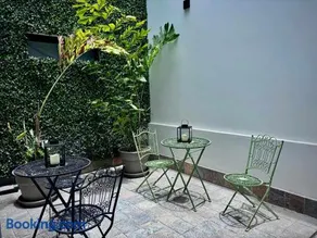Bright Room in a Boutique Hotel with Breakfast Included - Image 2