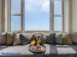 Beachfront Studio with Sea Views & AC, The Compact Coastal Crib - Image 1
