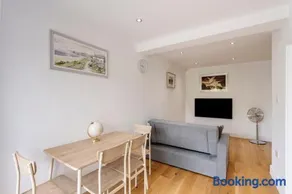 Sunnymede Court - Image 5