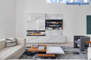 Ellum House - Image 2