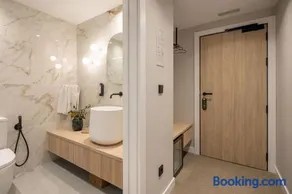 NIREA HOTEL - Image 3