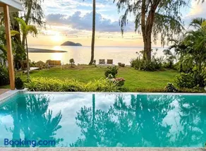 3BR Koh Phangan Beach Front Luxury Villa - Image 2