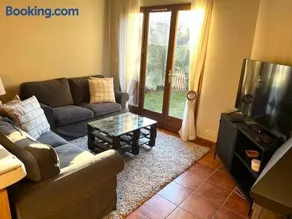 Casa Adosada con jardín y Wifi en Estavar - Image 4