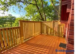Peaceful Cowslip Lodge - Finlake Spa Resort in Devon - Image 5