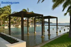 HERMOSO DEPARTAMENTO DE LUJO EN MANZANILLO A PIE DE PLAYA EN PONTO HORIZONTE MANZANILLO. PARA HASTA 8 PERSONAS, DE LO MEJOR DE MANZANILLO. HERMOSA VISTA AL MAR - Image 1
