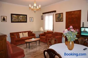 Naoussa Center Cycladic House - Image 2