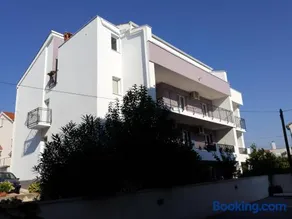 Apartment Jakovcevic 2 - Image 2