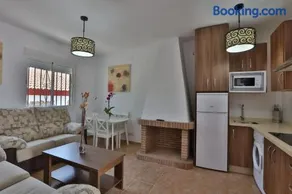 Apartamentos El Madroñal - Image 2