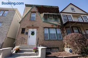 Holiday Full Home 6BR Parking Near EWR-NYC - Image 3