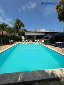 Ampla casa de 3 quartos com piscina em Serrambi PE a 50mts do mar - Image 1
