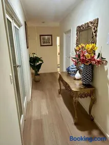 Spacious and Modern Guest House - Image 2