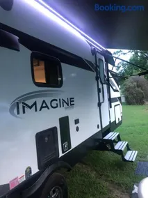 AU PARTY ON The PLAINS RV Private Campsite - Image 3