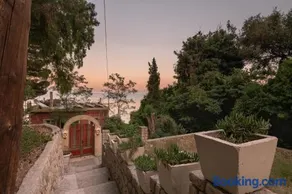 Villa Mikalef - Image 1