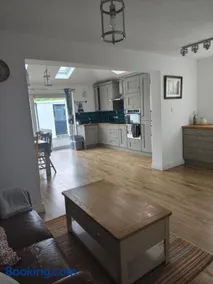 4 Bed Modern Spacious Home in South Dublin - Image 3