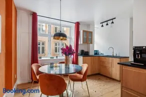 Best Location - 5 Min To Tivoli And Main Station - Image 2