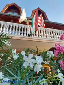 Dessewffy Guesthouse - Image 2