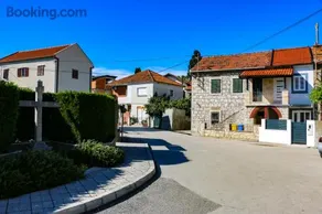 Family House Bubalo - Image 4