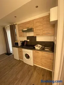 Petit T2 proche centre ville - Image 3