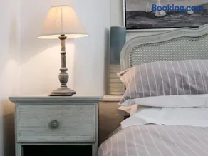 Padstow Escapes - Captains Cottage - Image 3