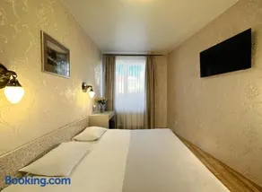 Hotel Plazma - Image 3