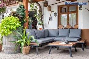 Haus Bienen - Image 3