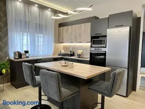 S&M Apartman Nagykőrös - Image 2