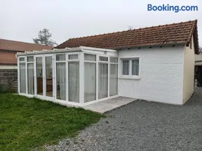 Charmante petite maison de ville à 20 minutes de la mer - Image 1