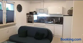 Apartment mit schöner, moderner Einrichtung - Image 1