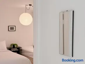 Jihue Stay - Residence Near Seongsu, 2 Private Bedrooms, 3 Queen Beds - Image 2