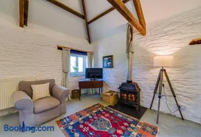 The Dairy Trevadlock Manor by SmartWelcomes - Image 2