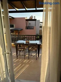 Sunset Seafront Home - Image 3