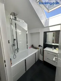 Heimat Apartment - Image 1