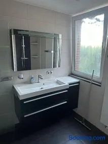 Hotel Bender - Image 3
