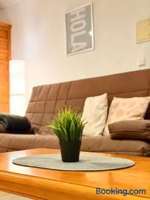 Cozy Townhouse - Image 5