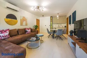Einik Luxury Apartments - Image 3