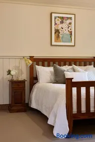 Tiffany's Cottages - Image 5