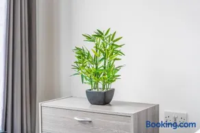 #188 Smart City Stay - Forge Apartments - Sleeps 5 - Image 2