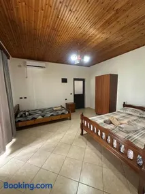 Romeo’s Guest House 2 - Image 2
