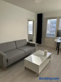 Chic and Relaxing Studio - Image 3