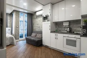 Luxury Studio Silver by Flat Mаnager - Image 1